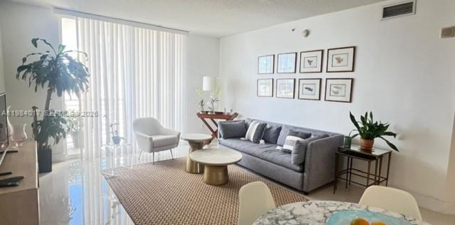 Condo à Aventura, Floride, 1 chambre  № 2045641