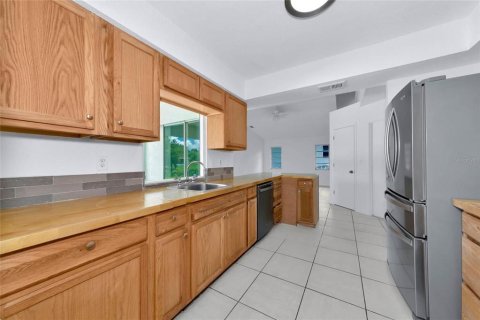 House in North Port, Florida 4 bedrooms, 184.5 sq.m. № 2201485 - photo 5