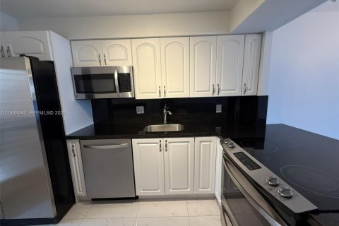 Apartamento en alquiler en Pompano Beach, Florida, 2 dormitorios, 98.85 m2 № 1991621 - foto 21