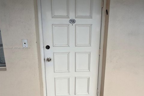 Apartamento en alquiler en Pompano Beach, Florida, 2 dormitorios, 98.85 m2 № 1991621 - foto 8