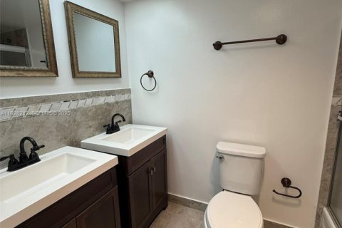 Apartamento en alquiler en Pompano Beach, Florida, 2 dormitorios, 98.85 m2 № 1991621 - foto 14