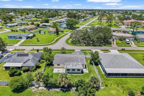 House in North Port, Florida 2 bedrooms, 116.5 sq.m. № 1851167 - photo 28