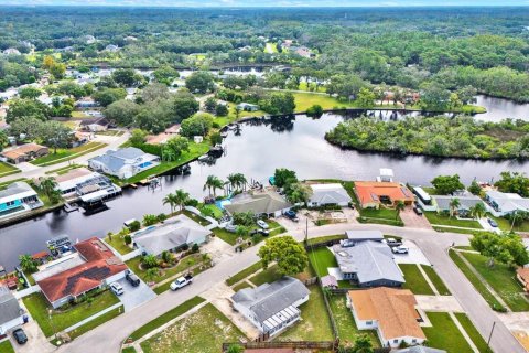 Casa en venta en Holiday, Florida, 2 dormitorios, 88.54 m2 № 1913743 - foto 24