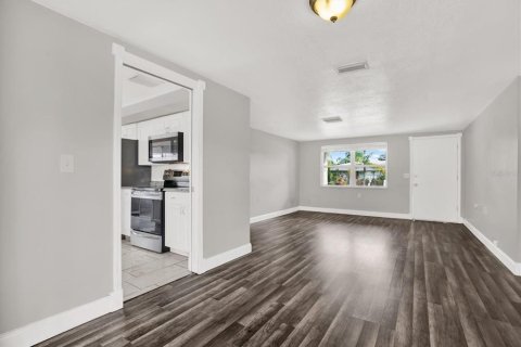 Casa en venta en Holiday, Florida, 2 dormitorios, 88.54 m2 № 1913743 - foto 6