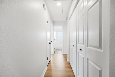 Condo in DeLand, Florida, 2 bedrooms  № 2094096 - photo 18