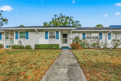 Condo in DeLand, Florida, 2 bedrooms  № 2094096 - photo 3