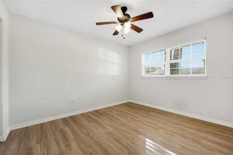 Condo in DeLand, Florida, 2 bedrooms  № 2094096 - photo 15