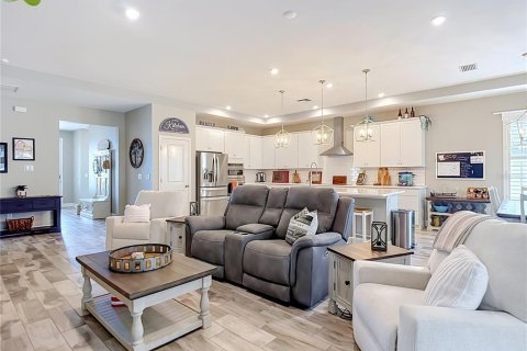 Casa en venta en Spring Hill, Florida, 4 dormitorios, 185.06 m2 № 2385686 - foto 22