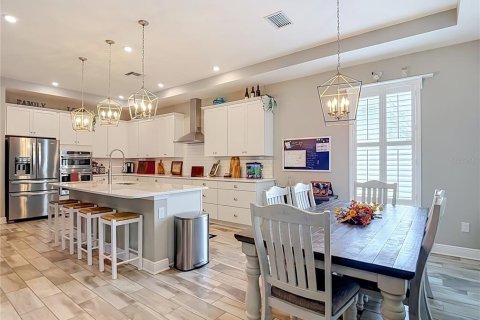 Casa en venta en Spring Hill, Florida, 4 dormitorios, 185.06 m2 № 2385686 - foto 17