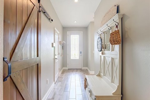 Casa en venta en Spring Hill, Florida, 4 dormitorios, 185.06 m2 № 2385686 - foto 2