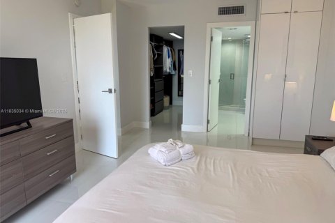 Купить кондоминиум в Авентура, Флорида 2 спальни, 107.49м2, № 1818229 - фото 15