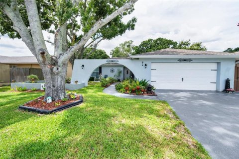 Casa en venta en Palm Harbor, Florida, 3 dormitorios, 114.83 m2 № 1917975 - foto 5