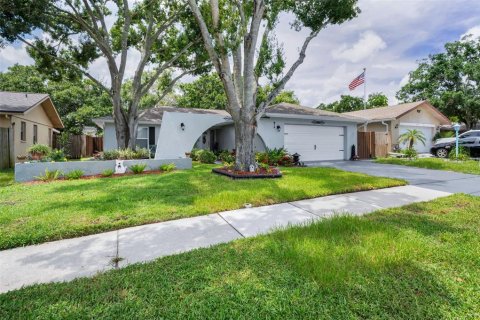 Casa en venta en Palm Harbor, Florida, 3 dormitorios, 114.83 m2 № 1917975 - foto 2