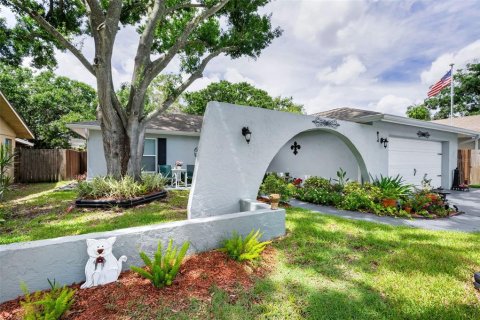Casa en venta en Palm Harbor, Florida, 3 dormitorios, 114.83 m2 № 1917975 - foto 7
