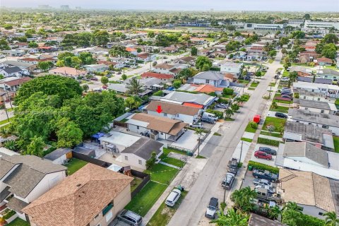 Immobilier commercial à vendre à Miami, Floride: 156.54 m2 № 1956002 - photo 27