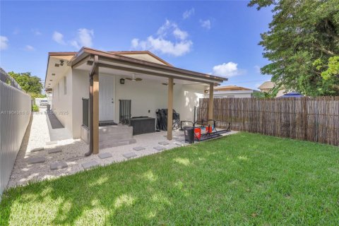 Immobilier commercial à vendre à Miami, Floride: 156.54 m2 № 1956002 - photo 29