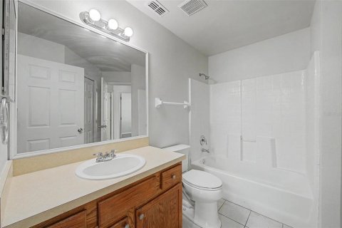 Купить виллу или дом в Дэвенпорт, Флорида 12 комнат, 148.27м2, № 2220862 - фото 28