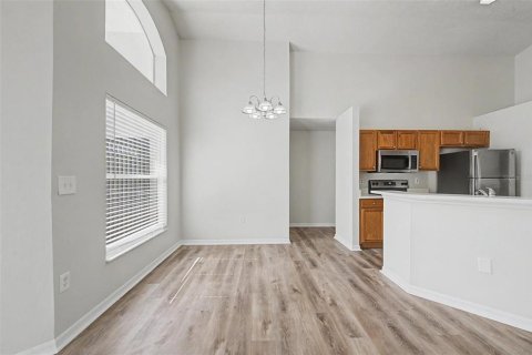 Купить виллу или дом в Дэвенпорт, Флорида 12 комнат, 148.27м2, № 2220862 - фото 13
