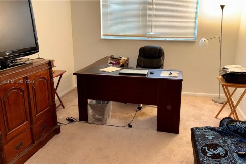 Copropriété à vendre à Sunrise, Floride: 2 chambres, 111.48 m2 № 1995608 - photo 5