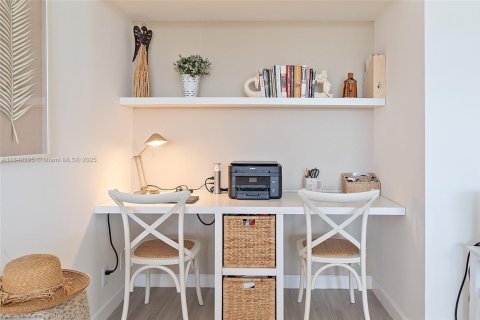 Купить кондоминиум в Авентура, Флорида 2 спальни, 107.49м2, № 2009921 - фото 17