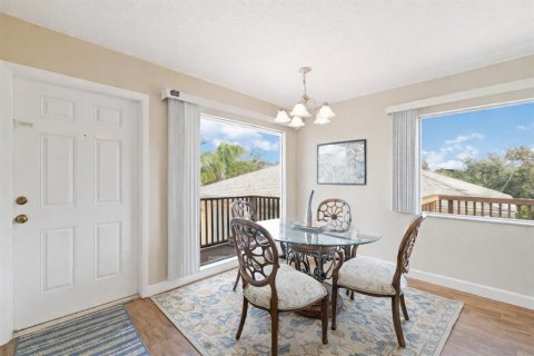 House in Englewood, Florida 5 bedrooms, 407.4 sq.m. № 2106025 - photo 21