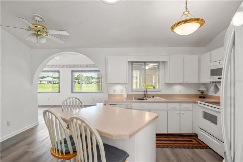 House in Ocala, Florida 2 bedrooms, 166.85 sq.m. № 1905815 - photo 14
