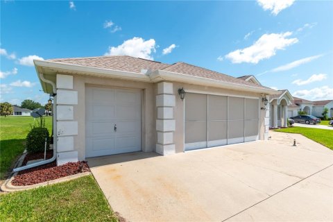 House in Ocala, Florida 2 bedrooms, 166.85 sq.m. № 1905815 - photo 3