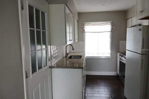 Casa en alquiler en Davenport, Florida, 2 dormitorios, 96.62 m2 № 1906121 - foto 2