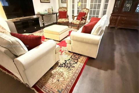 Villa ou maison à louer à Fort Lauderdale, Floride: 3 chambres, 244.24 m2 № 1997215 - photo 5