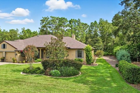 House in Homosassa, Florida 4 bedrooms, 259.1 sq.m. № 1906041 - photo 2