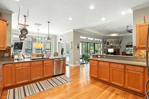 House in Homosassa, Florida 4 bedrooms, 259.1 sq.m. № 1906041 - photo 12