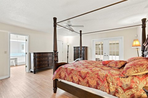 Villa ou maison à vendre à Port St. Lucie, Floride: 3 chambres, 240.06 m2 № 2328877 - photo 15
