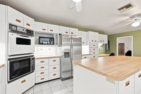 Villa ou maison à vendre à Port St. Lucie, Floride: 3 chambres, 240.06 m2 № 2328877 - photo 6