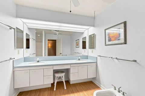 Villa ou maison à vendre à Port St. Lucie, Floride: 3 chambres, 240.06 m2 № 2328877 - photo 11