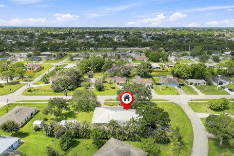 Villa ou maison à vendre à Port St. Lucie, Floride: 3 chambres, 240.06 m2 № 2328877 - photo 20