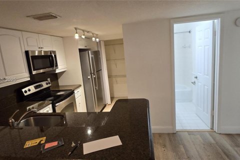 Copropriété à louer à Plantation, Floride: 2 chambres, 89.65 m2 № 1806029 - photo 7