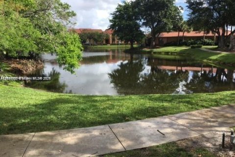 Copropriété à louer à Plantation, Floride: 2 chambres, 89.65 m2 № 1806029 - photo 15