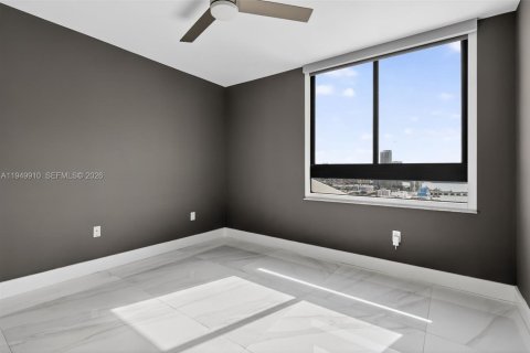 Купить кондоминиум в Майами-Бич, Флорида 2 спальни, 104.7м2, № 2009994 - фото 15
