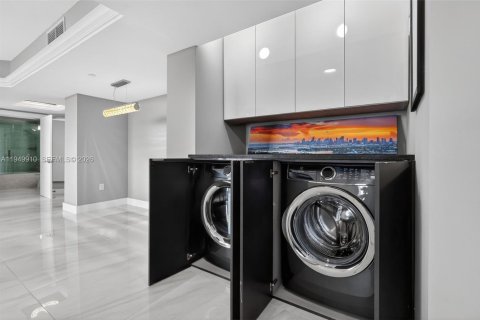 Купить кондоминиум в Майами-Бич, Флорида 2 спальни, 104.7м2, № 2009994 - фото 14