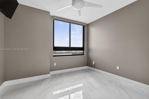 Купить кондоминиум в Майами-Бич, Флорида 2 спальни, 104.7м2, № 2009994 - фото 21