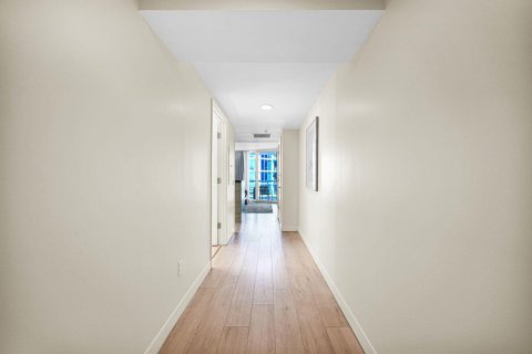 Condo in Fort Lauderdale, Florida, 1 bedroom  № 2422617 - photo 9