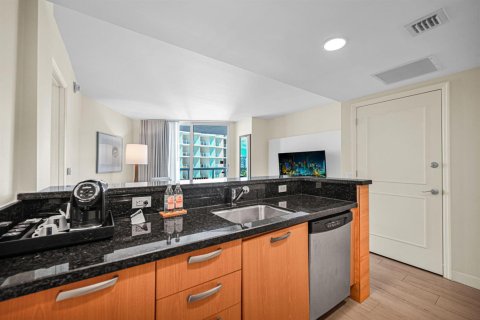 Condo in Fort Lauderdale, Florida, 1 bedroom  № 2422617 - photo 16