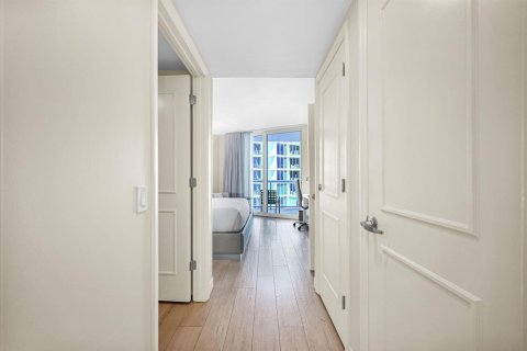 Condo in Fort Lauderdale, Florida, 1 bedroom  № 2422617 - photo 27