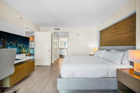 Condo in Fort Lauderdale, Florida, 1 bedroom  № 2422617 - photo 25