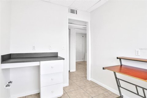 Commercial property in Daytona Beach, Florida 303.23 sq.m. № 1554047 - photo 22