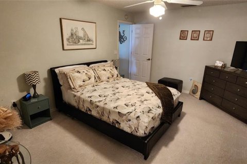 House in Ocala, Florida 2 bedrooms, 159.23 sq.m. № 1613001 - photo 13