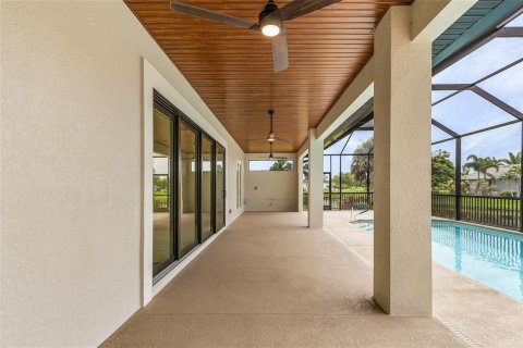 Villa ou maison à vendre à Punta Gorda, Floride: 3 chambres, 199.46 m2 № 2205958 - photo 10
