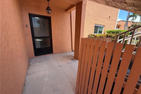 Copropriété à vendre à Saint Petersburg, Floride: 2 chambres, 114.73 m2 № 2233431 - photo 3