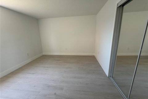 Copropriété à vendre à Saint Petersburg, Floride: 2 chambres, 114.73 m2 № 2233431 - photo 11