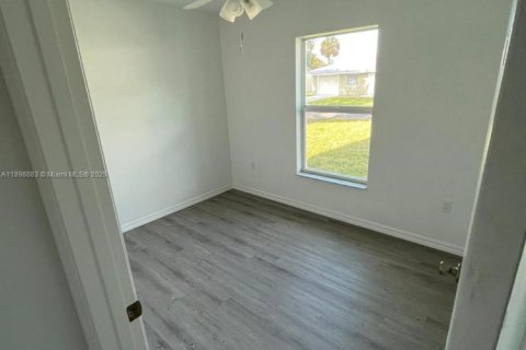 Купить виллу или дом в Окичоби, Флорида 2 спальни, № 2020457 - фото 9